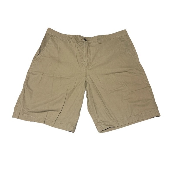 Magellan Men’s 36W Chino Khaki Tan Shorts Outdoors Adventure Comfort Casual - Picture 1 of 7